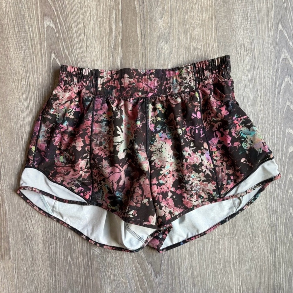 Lululemon Hotty Hot Shorts